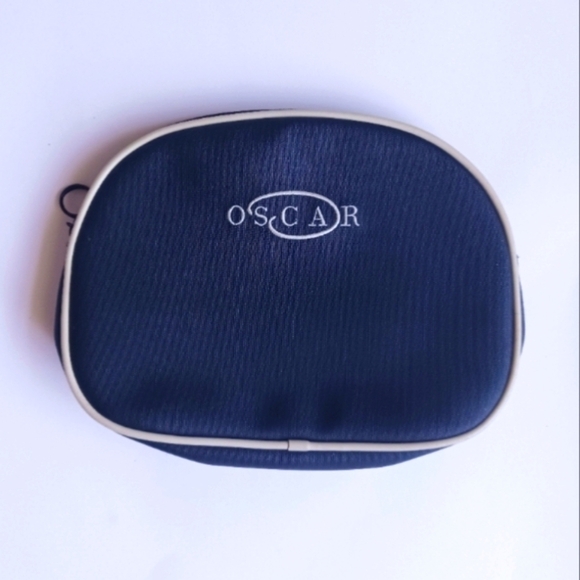 OSCAR DE LA RENTA Black Make Up Bag - Picture 1 of 6